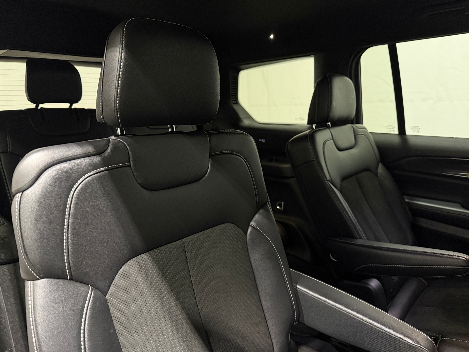 Thumbnail: 2023 Jeep Grand Cherokee L - 5