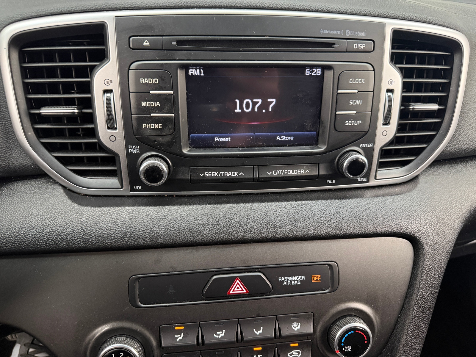 Thumbnail: 2018 Kia Sportage - 4