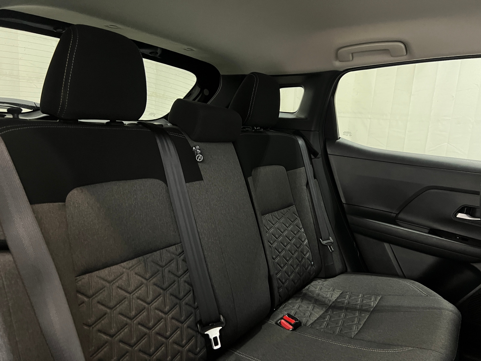 Thumbnail: 2025 Nissan Kicks - 6