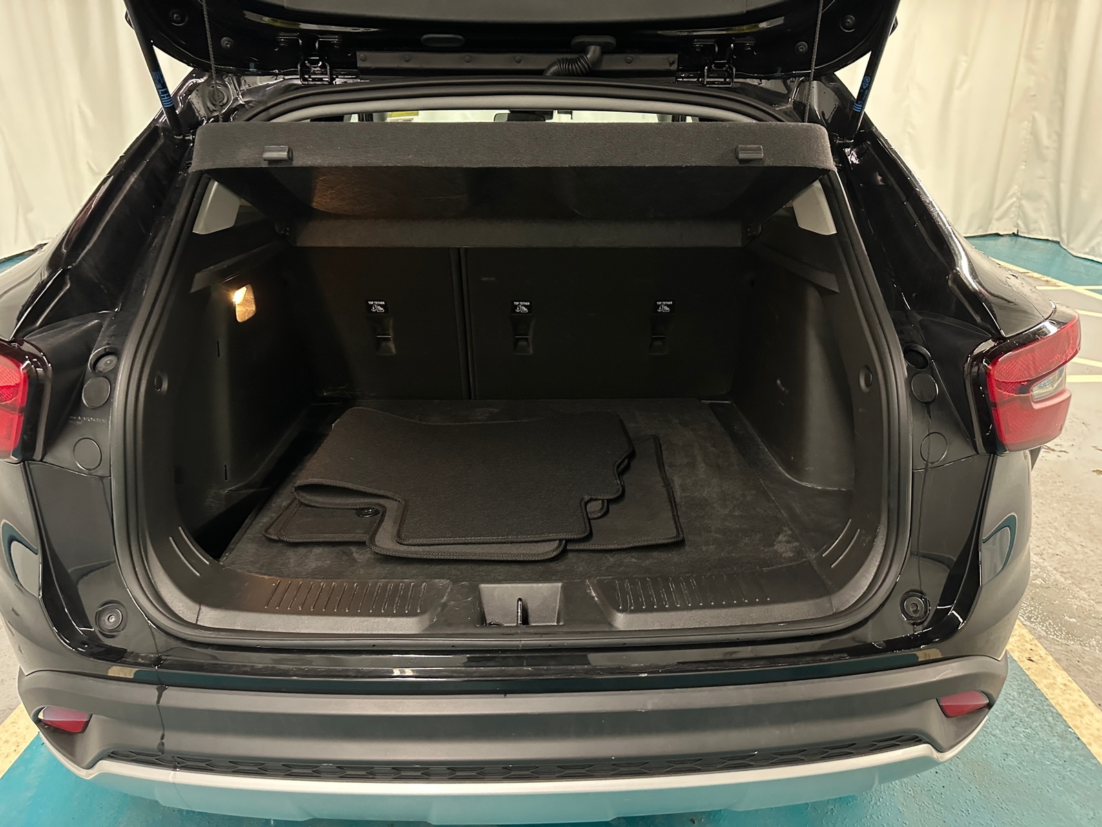 Thumbnail: 2025 Chevrolet Trax - 7