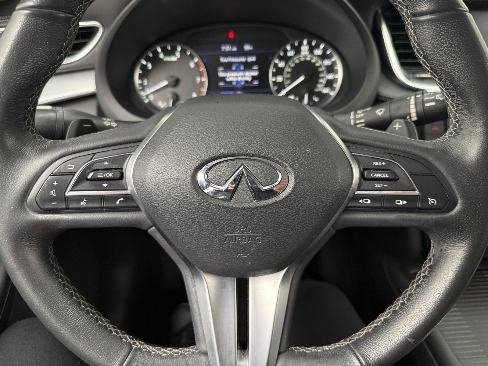 Thumbnail: 2019 INFINITI QX50 - 4