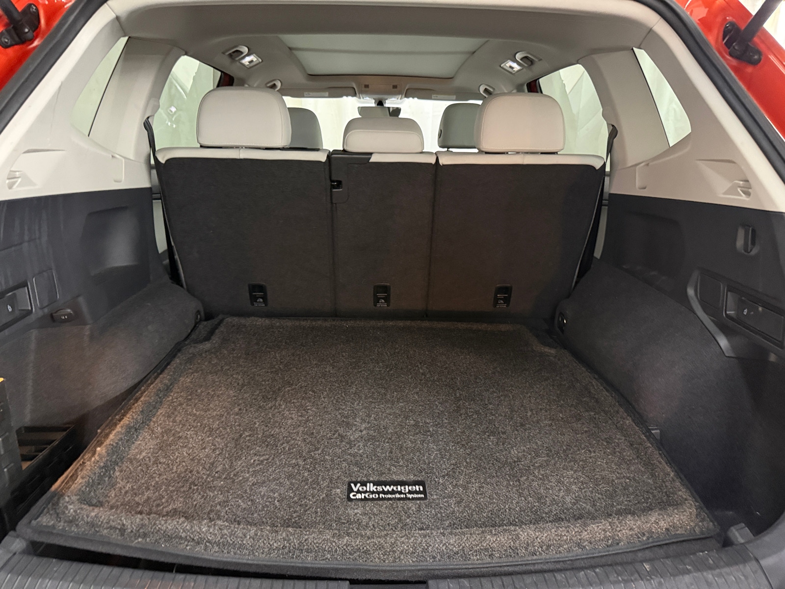 Thumbnail: 2019 Volkswagen Tiguan - 6