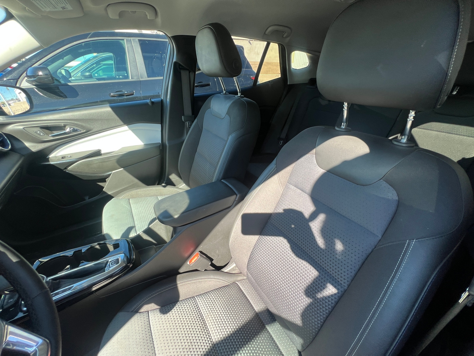 Thumbnail: 2025 Chevrolet Trax - 2