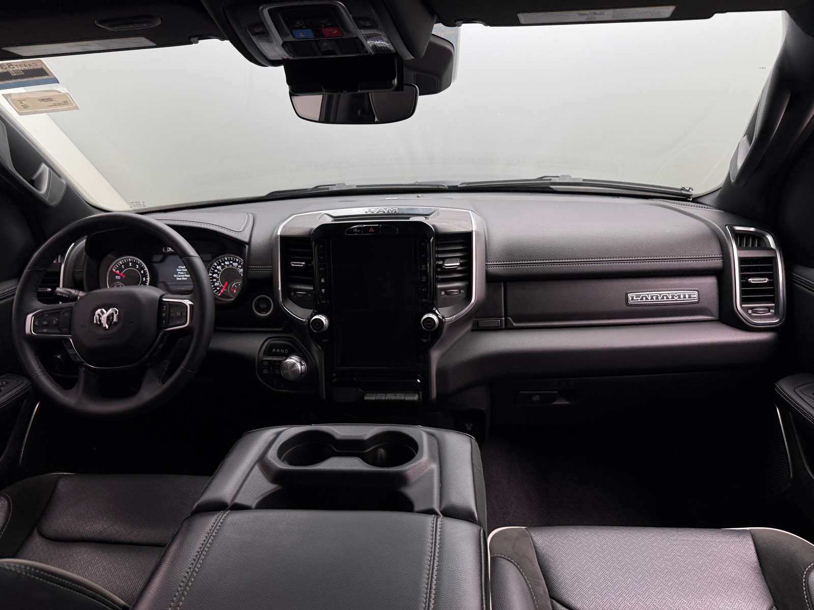 Thumbnail: 2025 RAM 1500 - 2