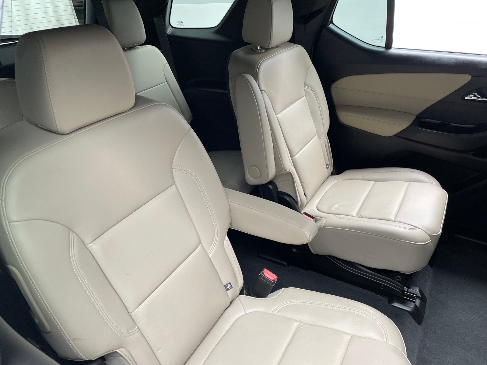 Thumbnail: 2022 Chevrolet Traverse - 5