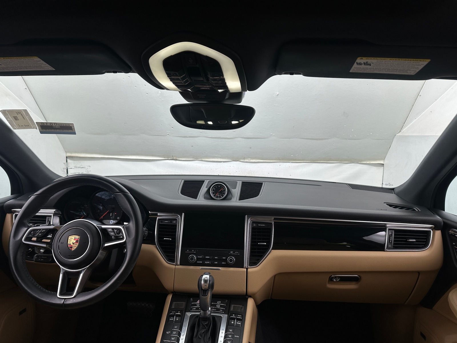 Thumbnail: 2017 Porsche Macan - 2