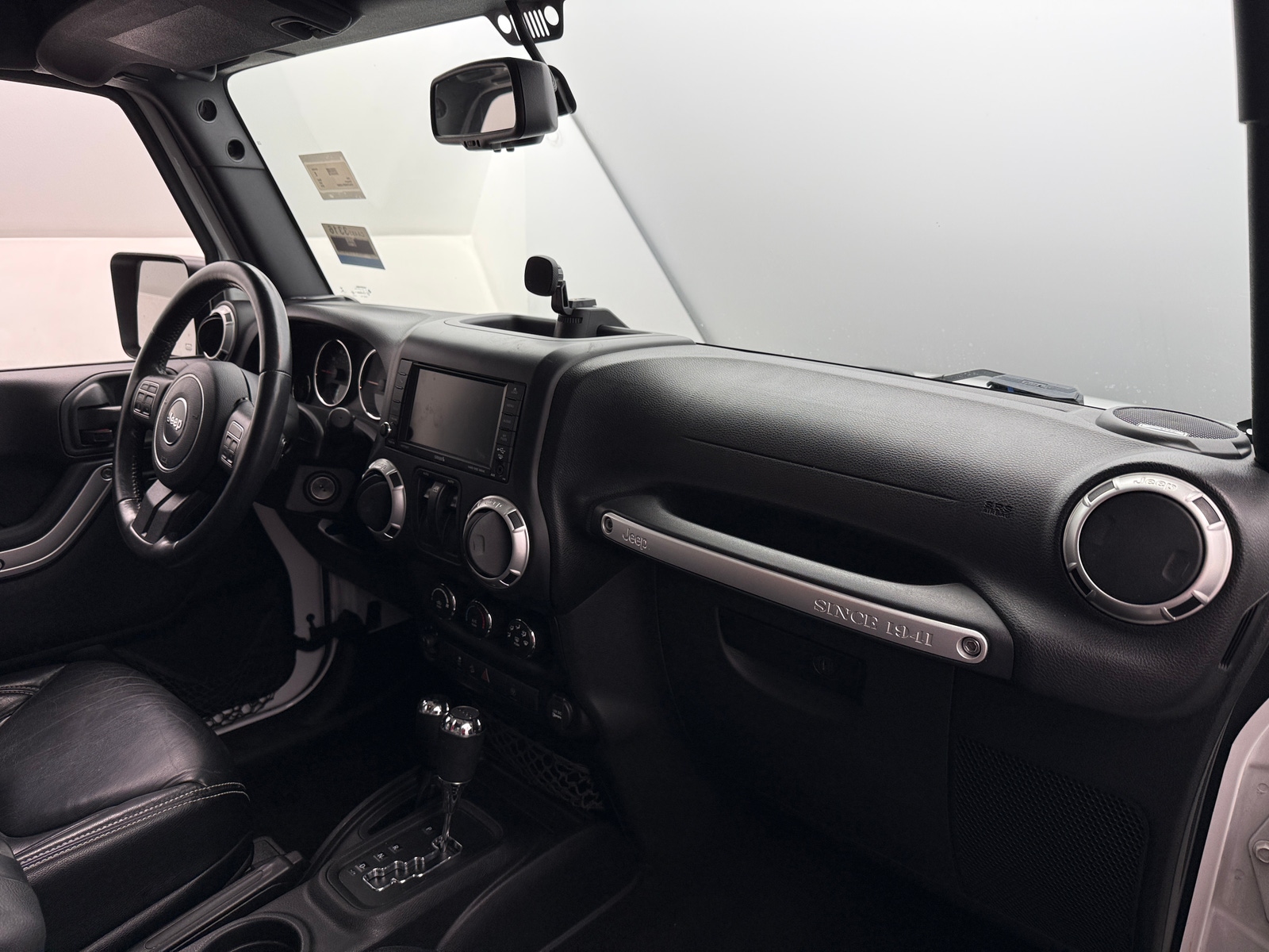 Thumbnail: 2015 Jeep Wrangler - 3