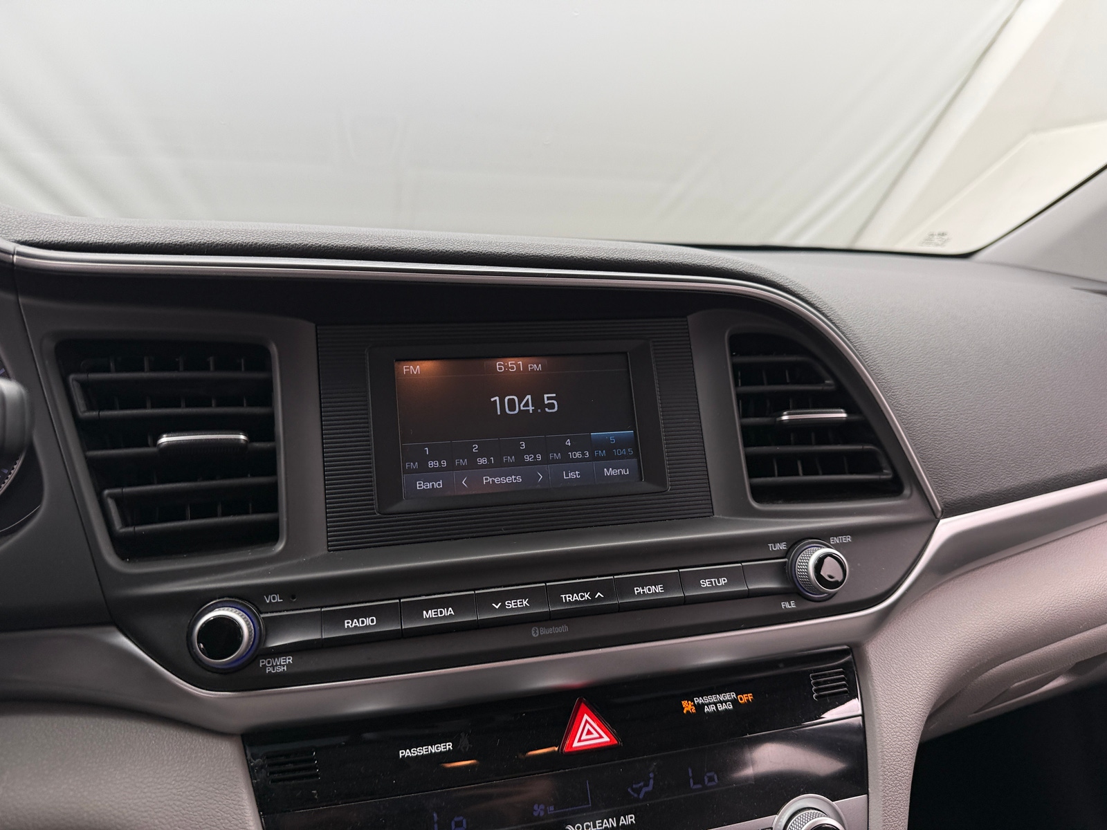 Thumbnail: 2020 Hyundai Elantra - 4