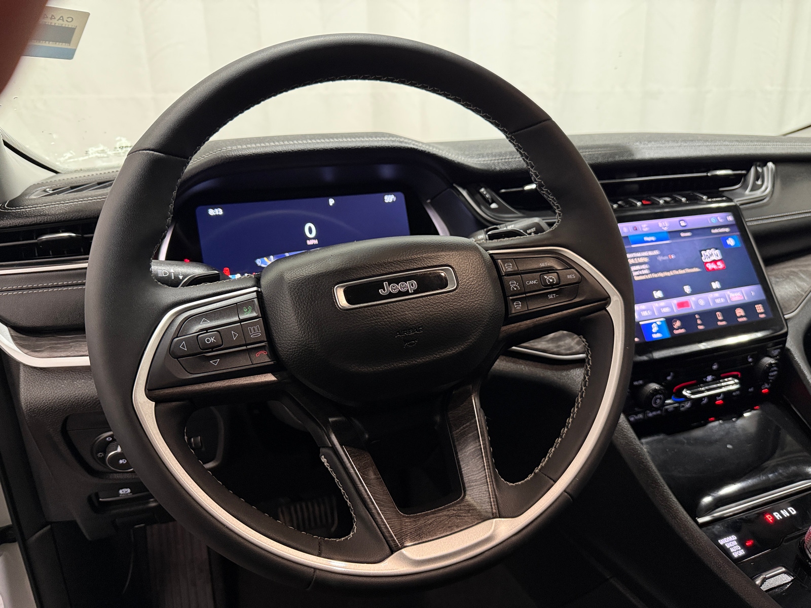 Thumbnail: 2023 Jeep Grand Cherokee - 4