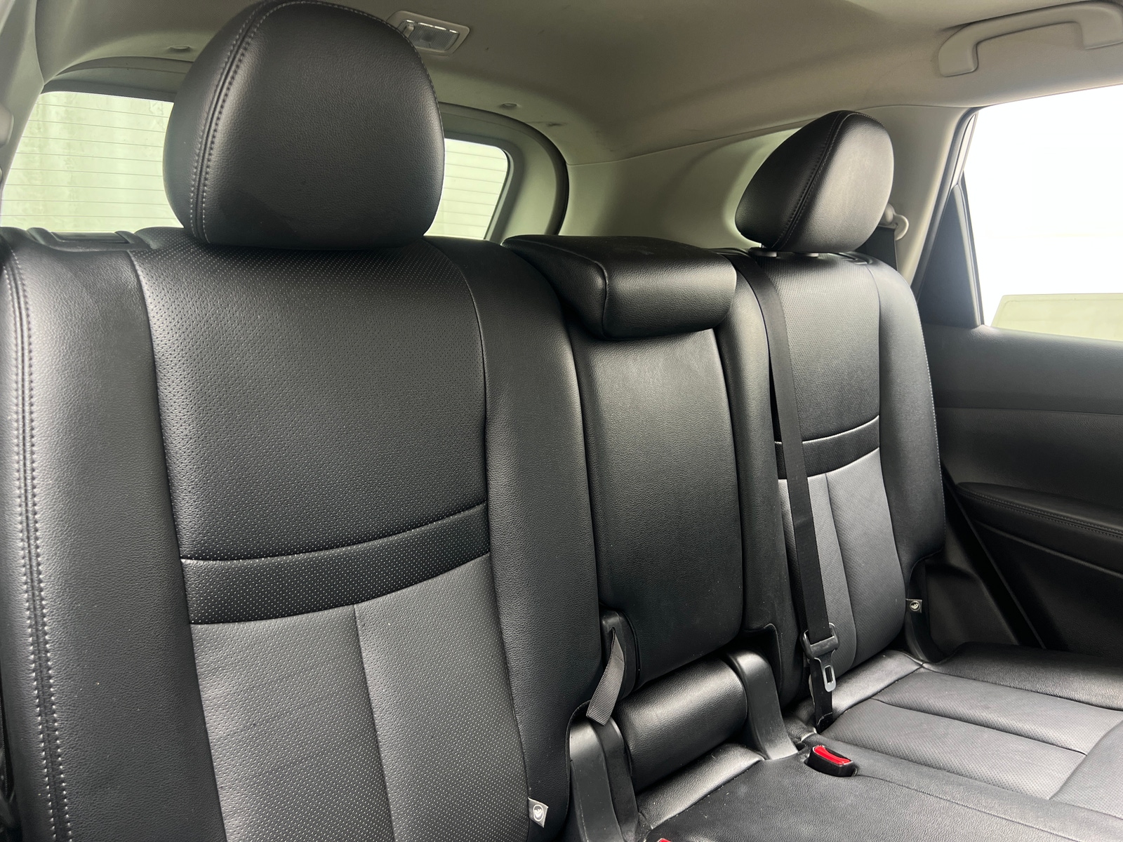 Thumbnail: 2017 Nissan Rogue - 5