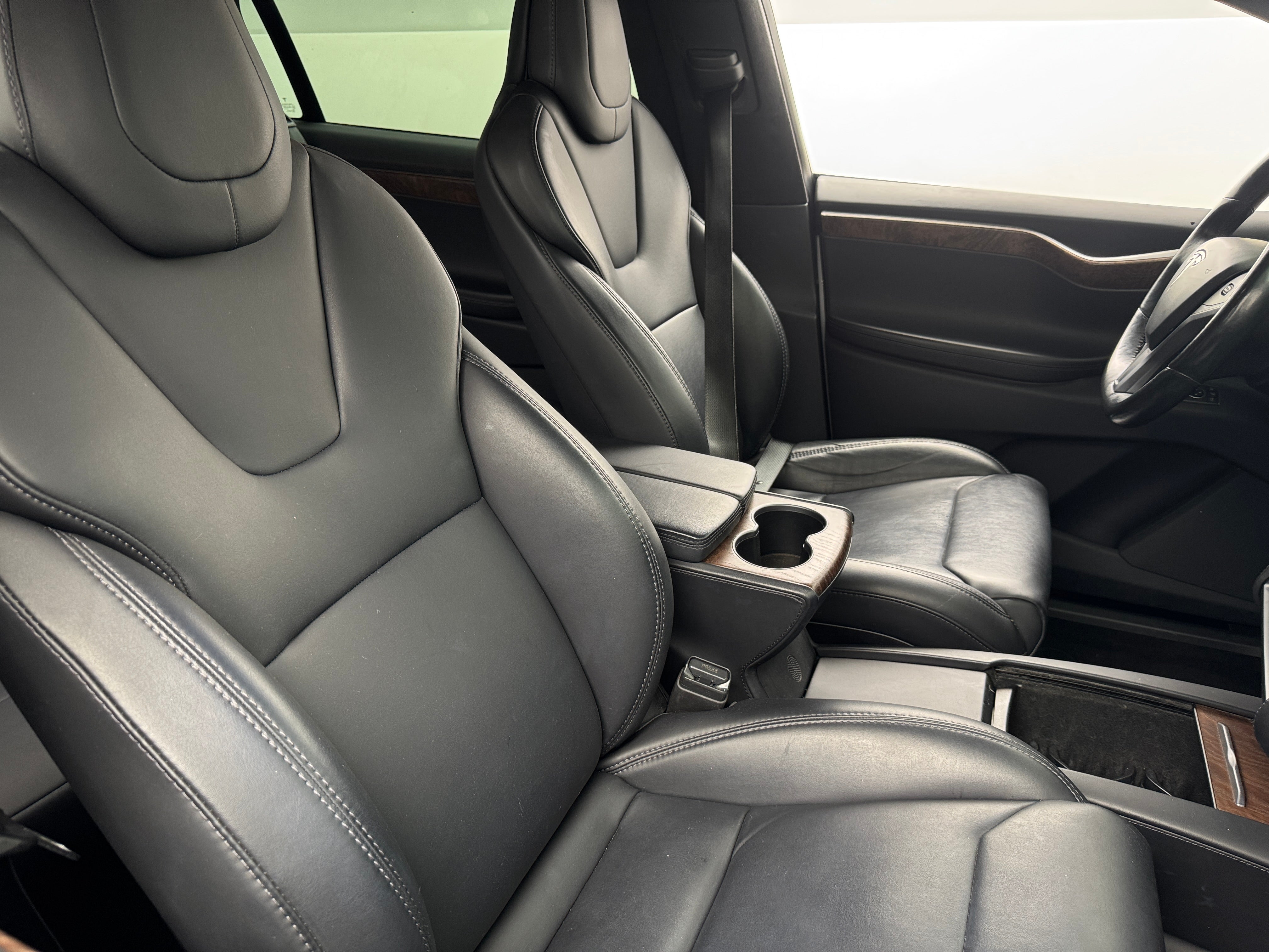 2018 Tesla Model X - Image 1