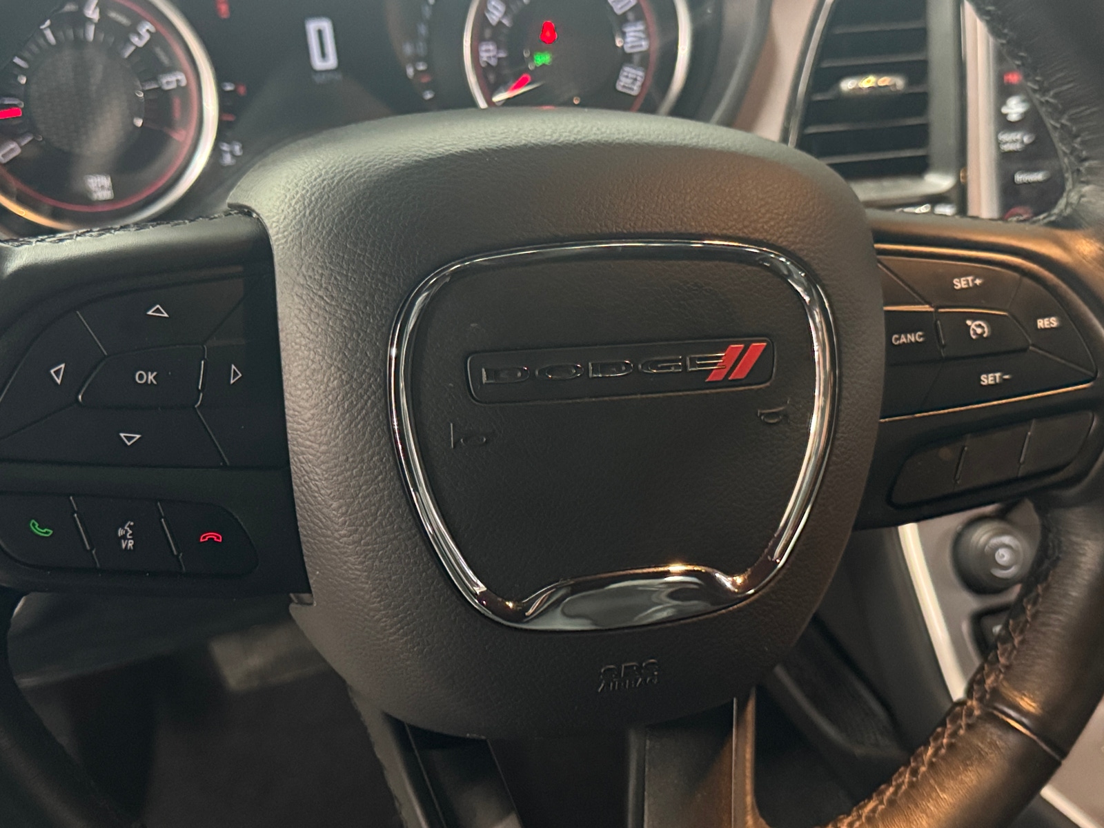 Thumbnail: 2022 Dodge Challenger - 4