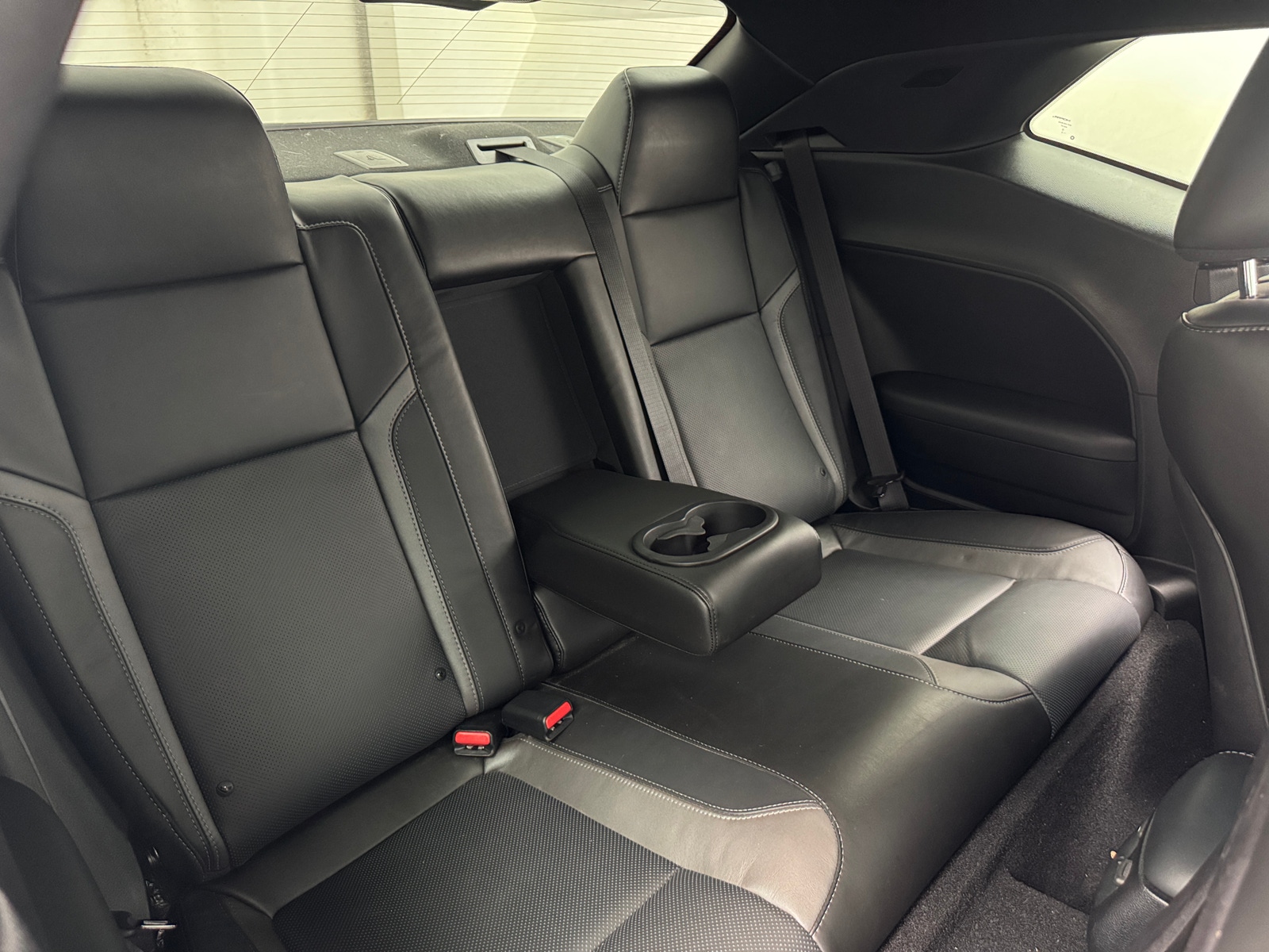 Thumbnail: 2022 Dodge Challenger - 5