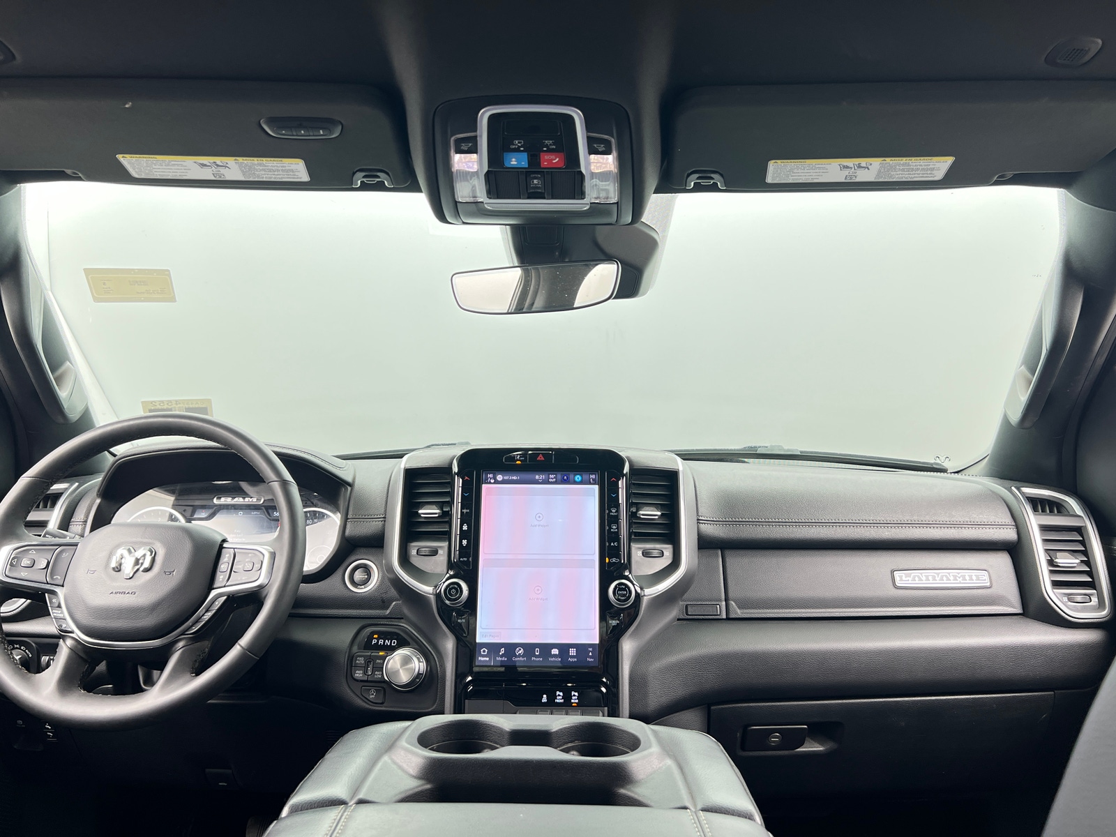 Thumbnail: 2025 RAM 1500 - 2