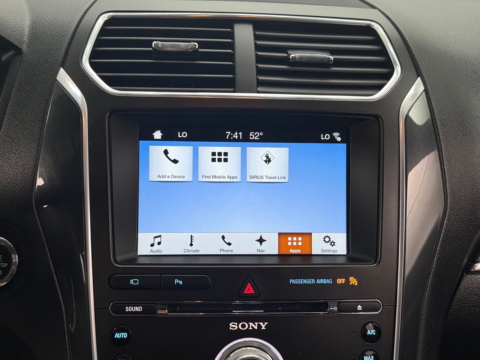 Thumbnail: 2017 Ford Explorer - 3