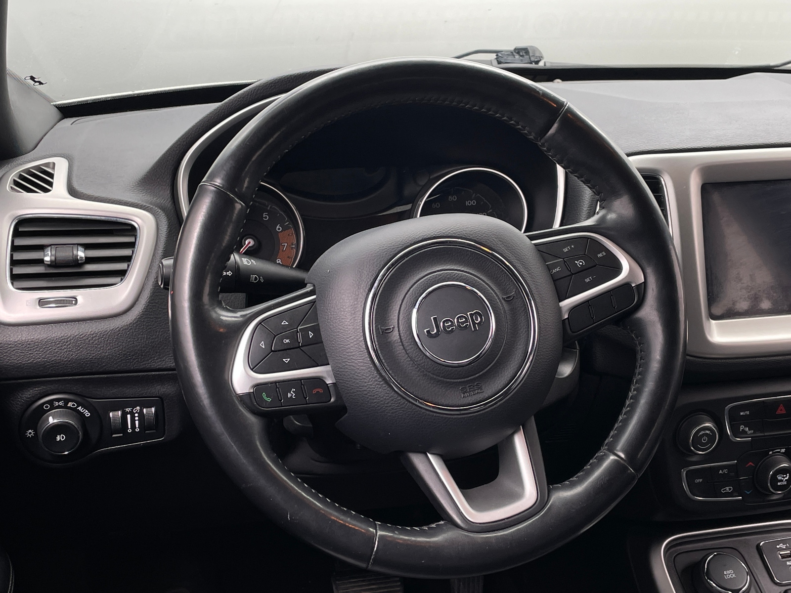 Thumbnail: 2020 Jeep Compass - 5