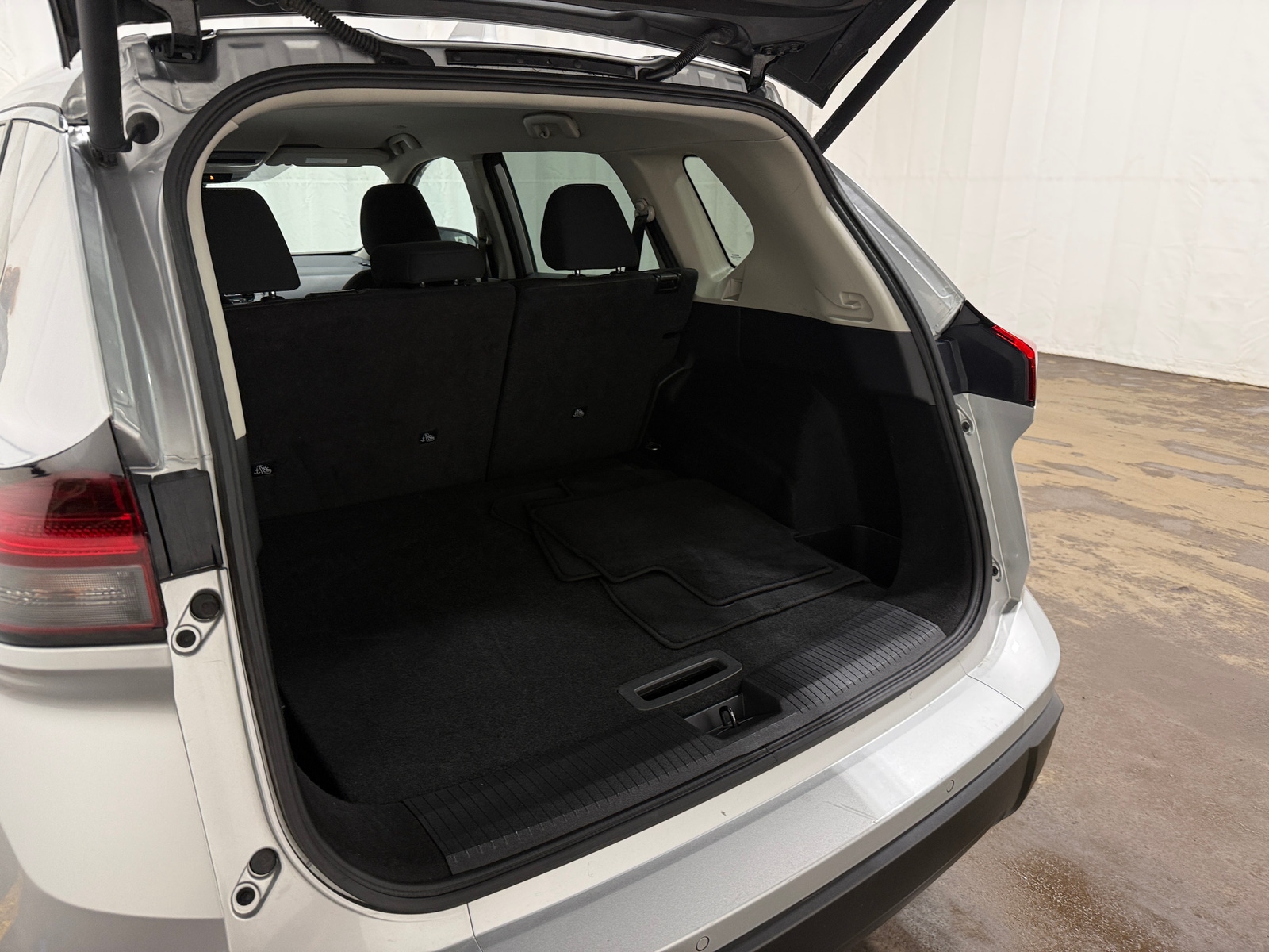 Thumbnail: 2024 Nissan Rogue - 7