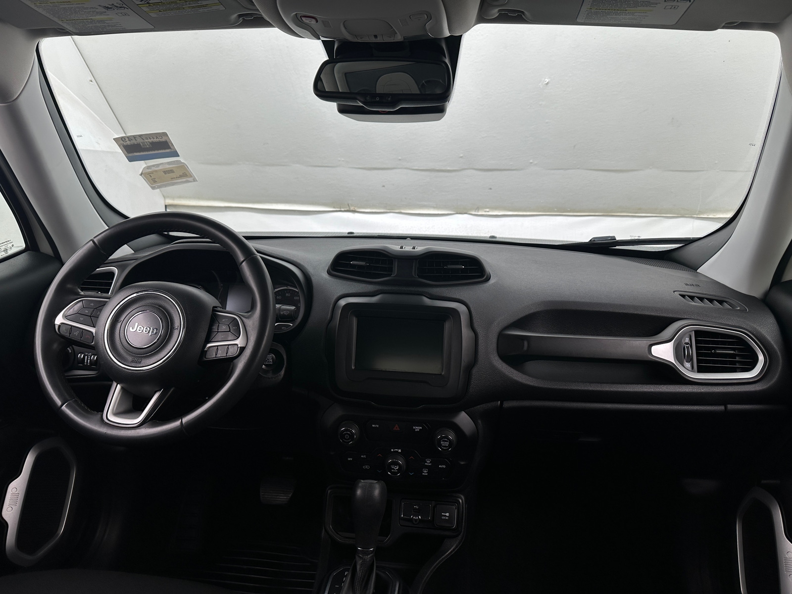 Thumbnail: 2020 Jeep Renegade - 3