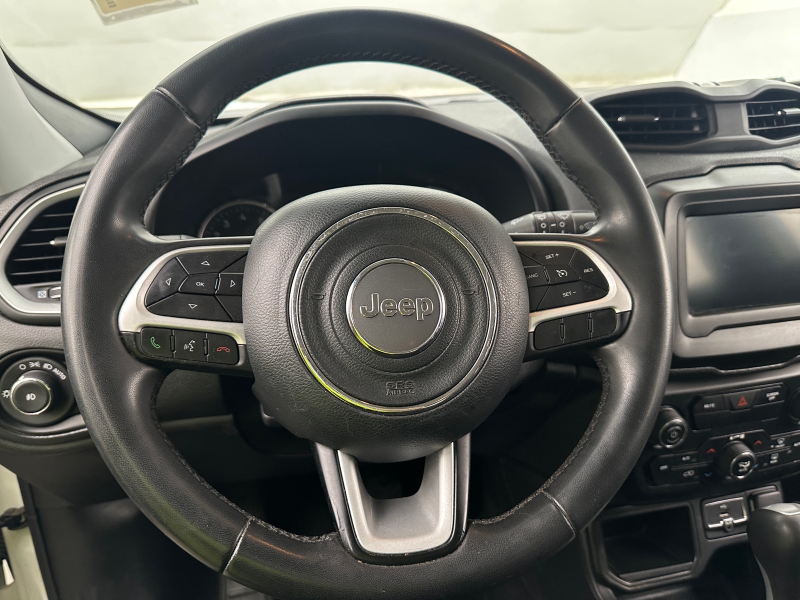 Thumbnail: 2020 Jeep Renegade - 5