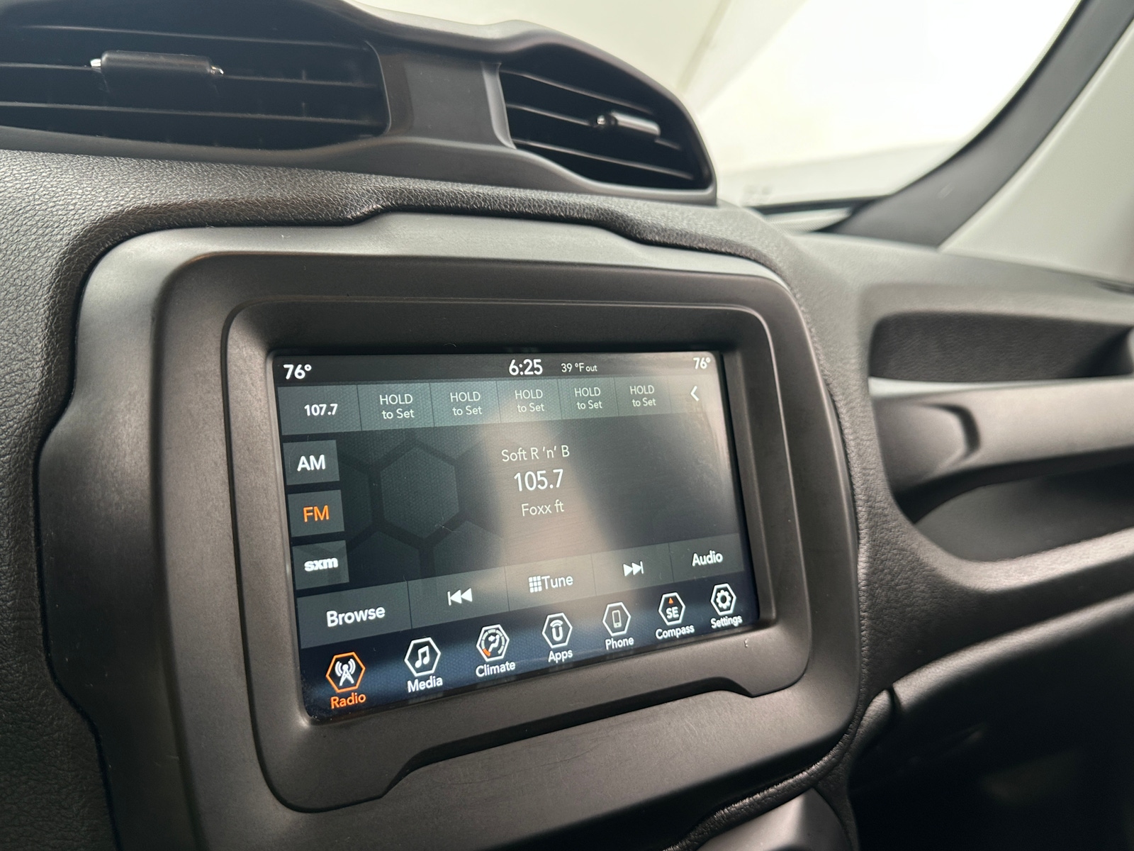 Thumbnail: 2020 Jeep Renegade - 4