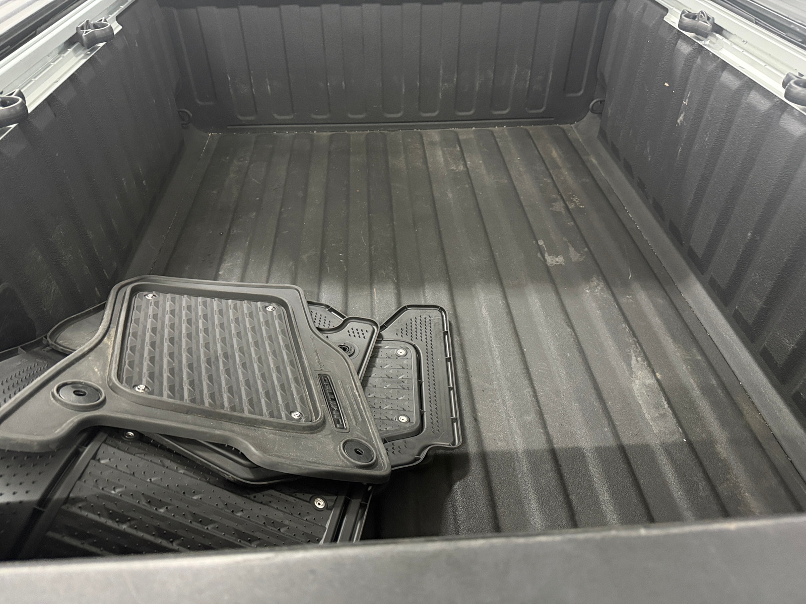 Thumbnail: 2025 RAM 1500 - 6