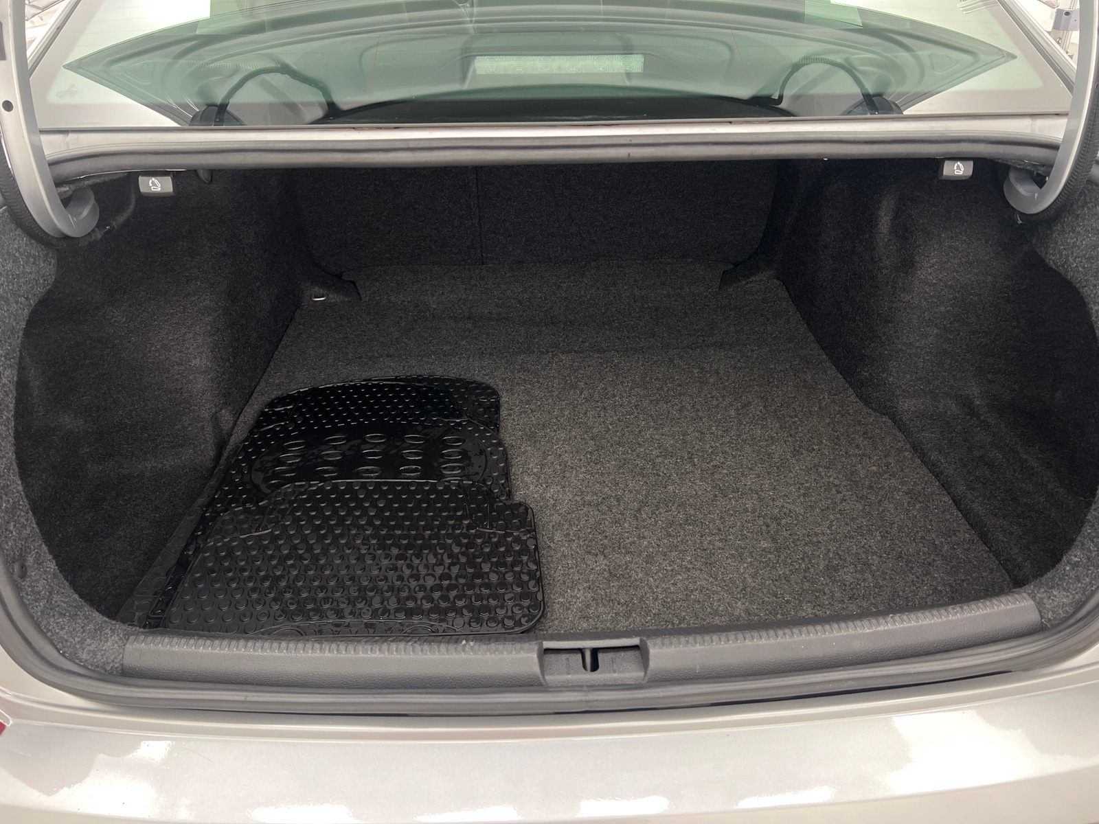 Thumbnail: 2020 Volkswagen Passat - 6