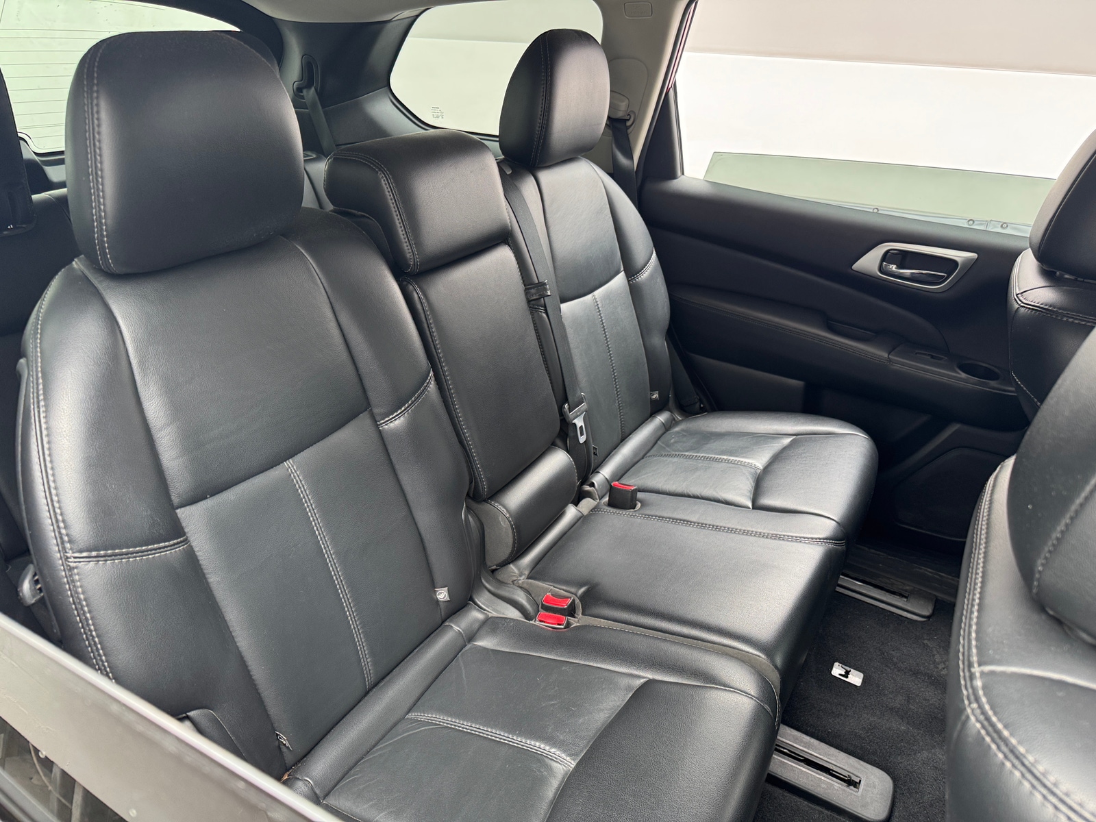 Thumbnail: 2017 Nissan Pathfinder - 5