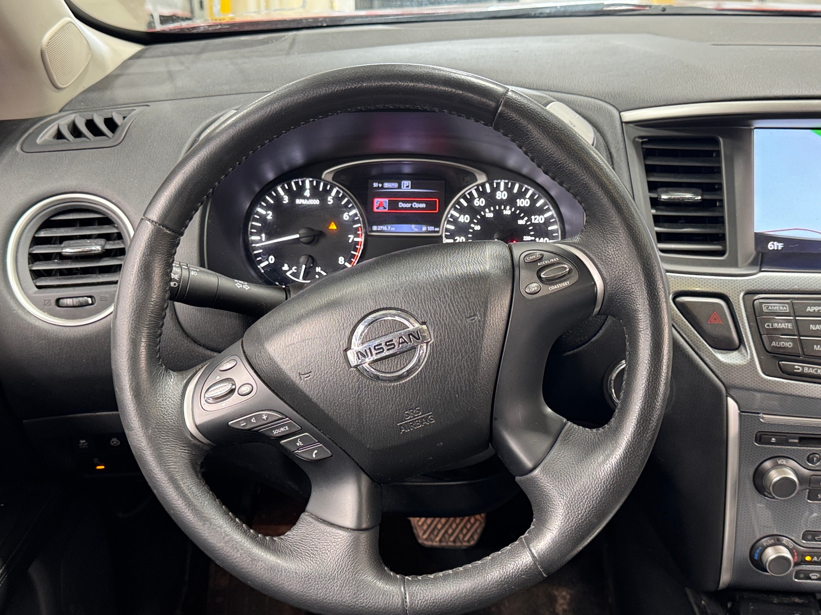 Thumbnail: 2017 Nissan Pathfinder - 4