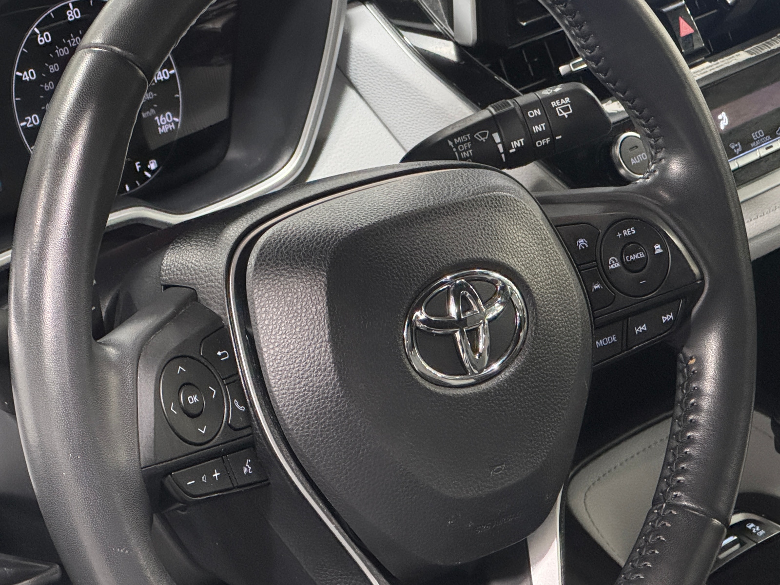 Thumbnail: 2023 Toyota Corolla - 5