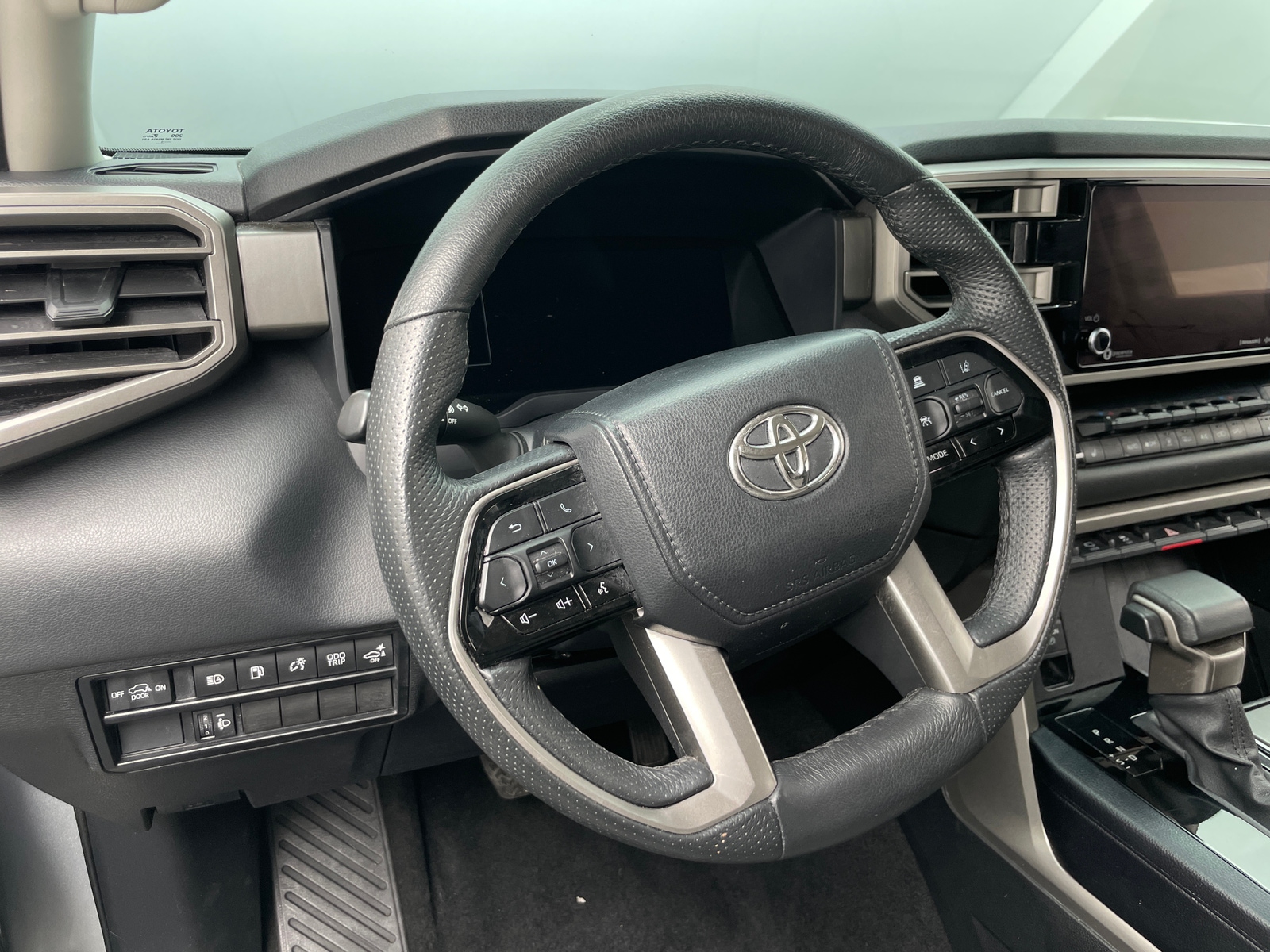 Thumbnail: 2023 Toyota Sequoia - 5