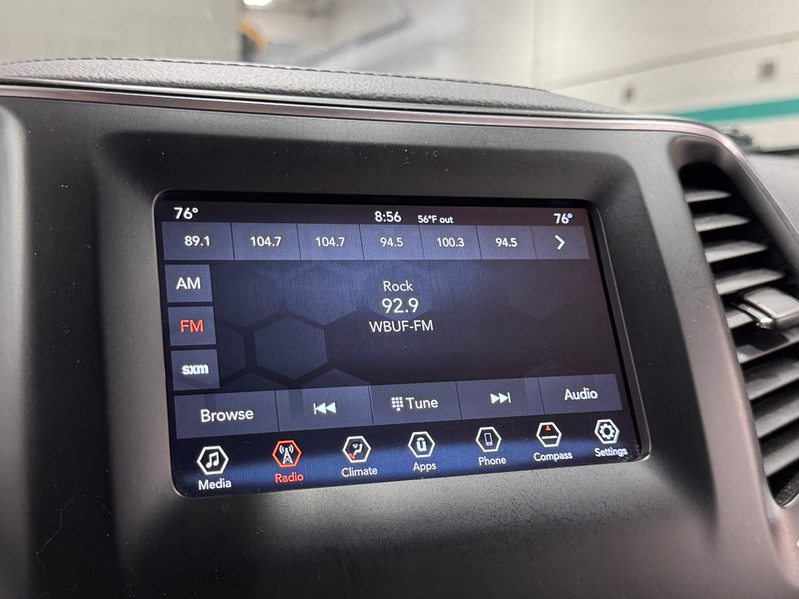 Thumbnail: 2019 Jeep Cherokee - 4