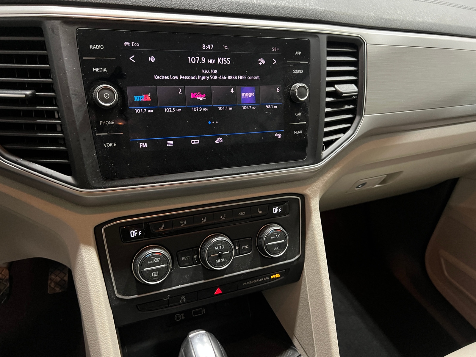 Thumbnail: 2019 Volkswagen Atlas - 3