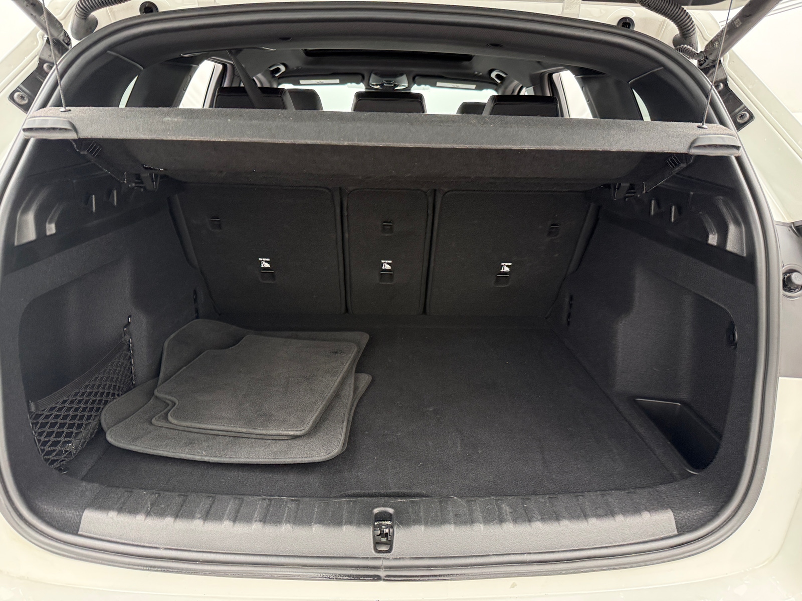 Thumbnail: 2025 BMW X1 - 6