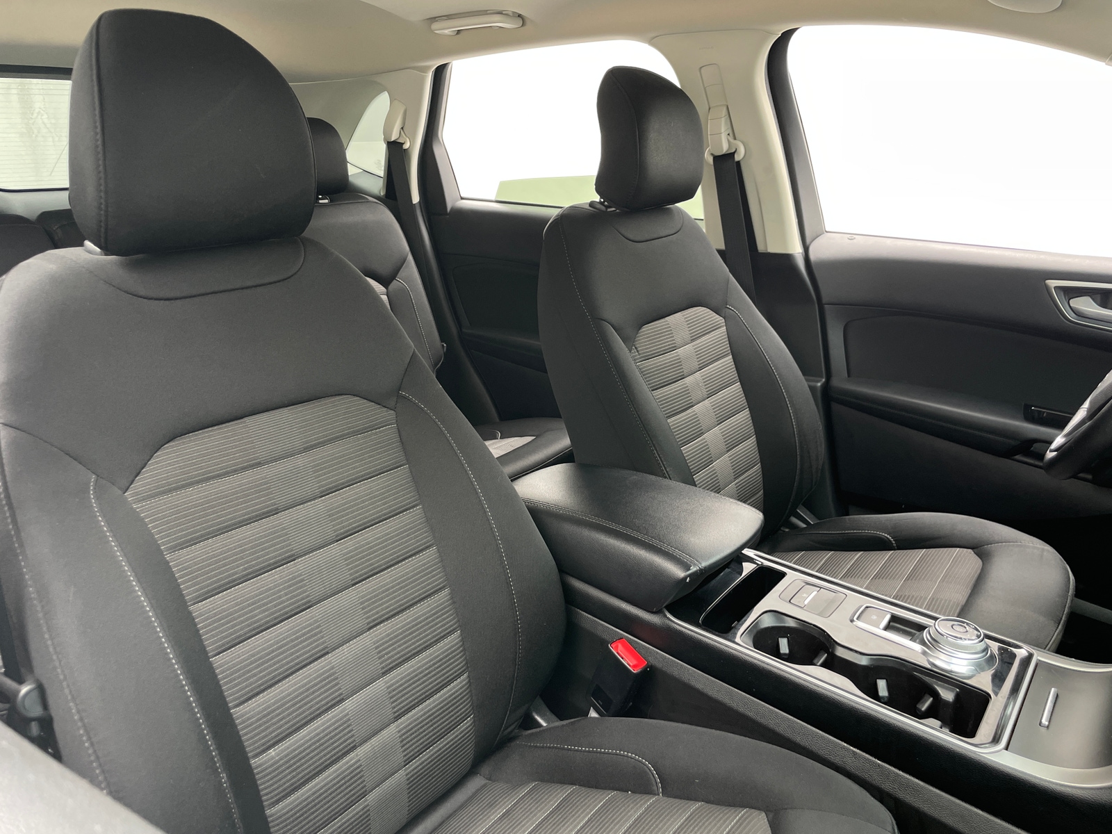 Thumbnail: 2019 Ford Edge - 2