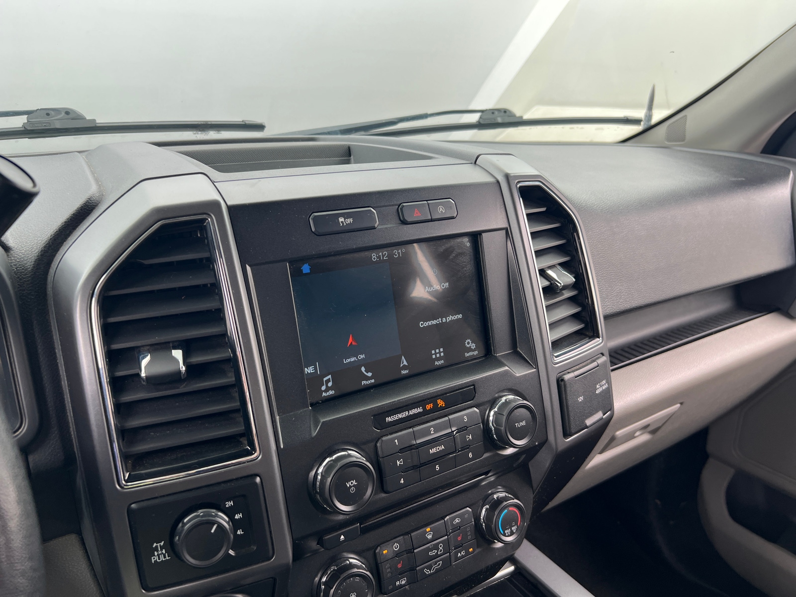 Thumbnail: 2018 Ford Econoline - 4