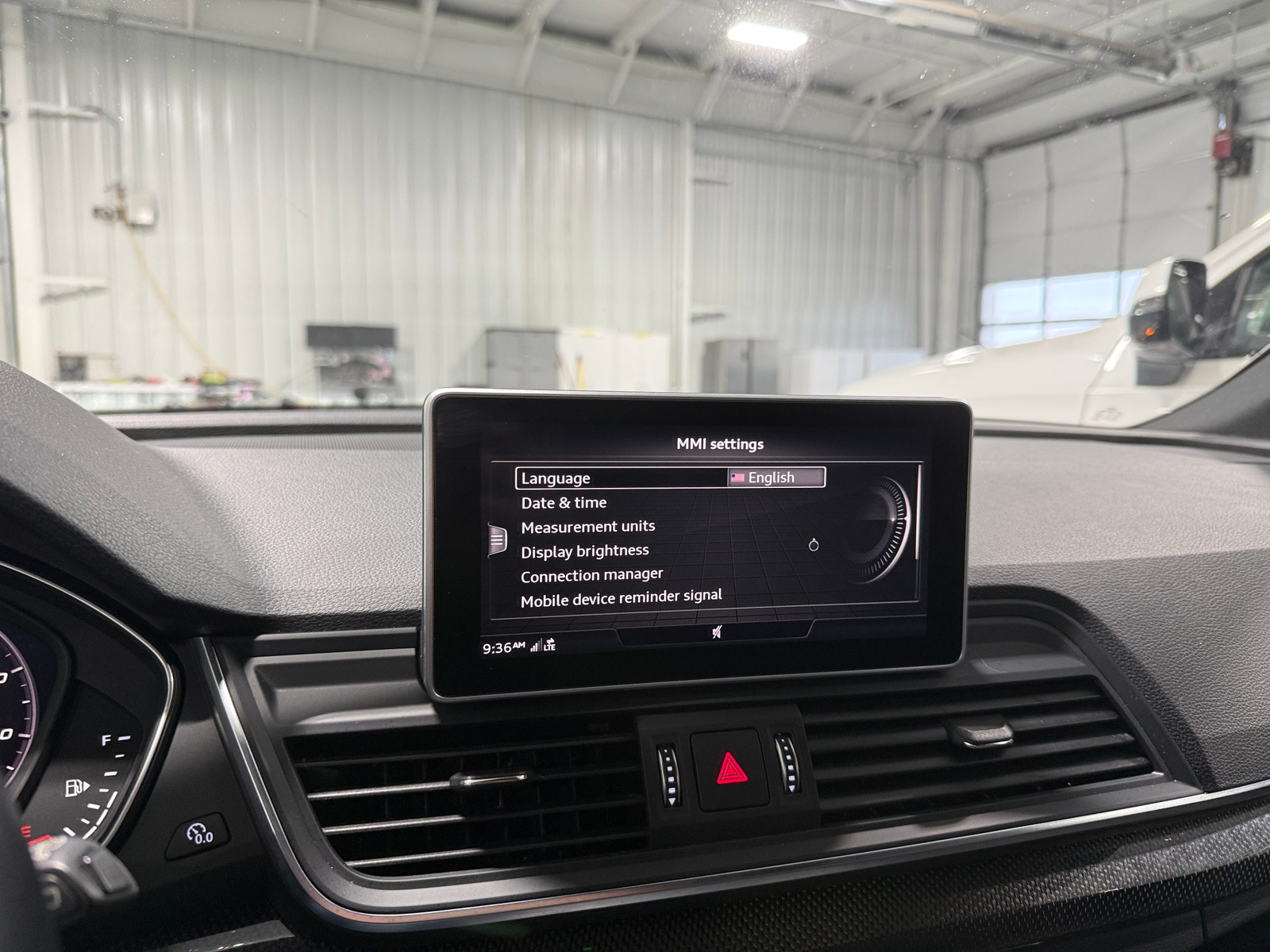 Thumbnail: 2019 Audi SQ5 - 3