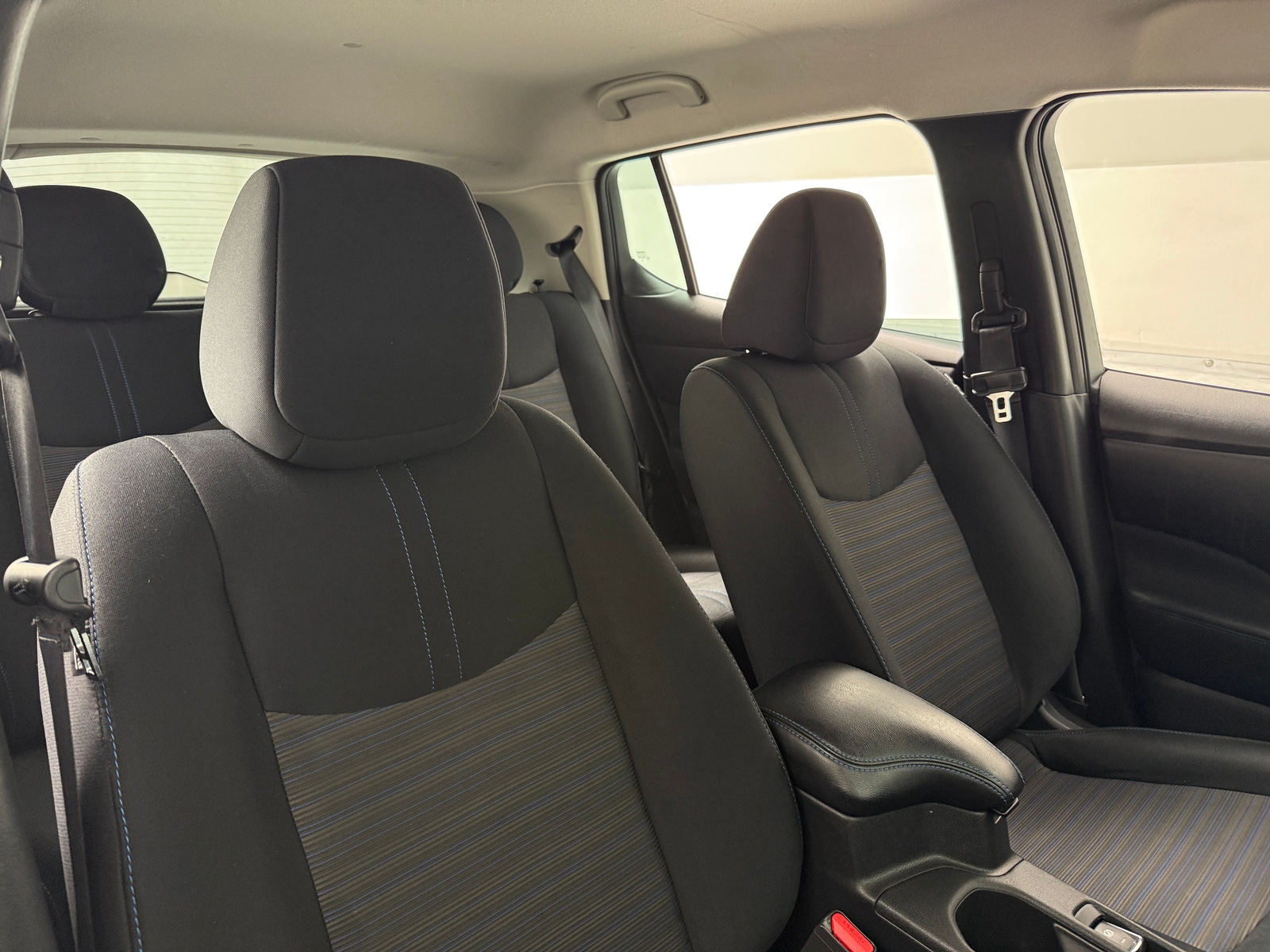 Thumbnail: 2019 Nissan Leaf - 2