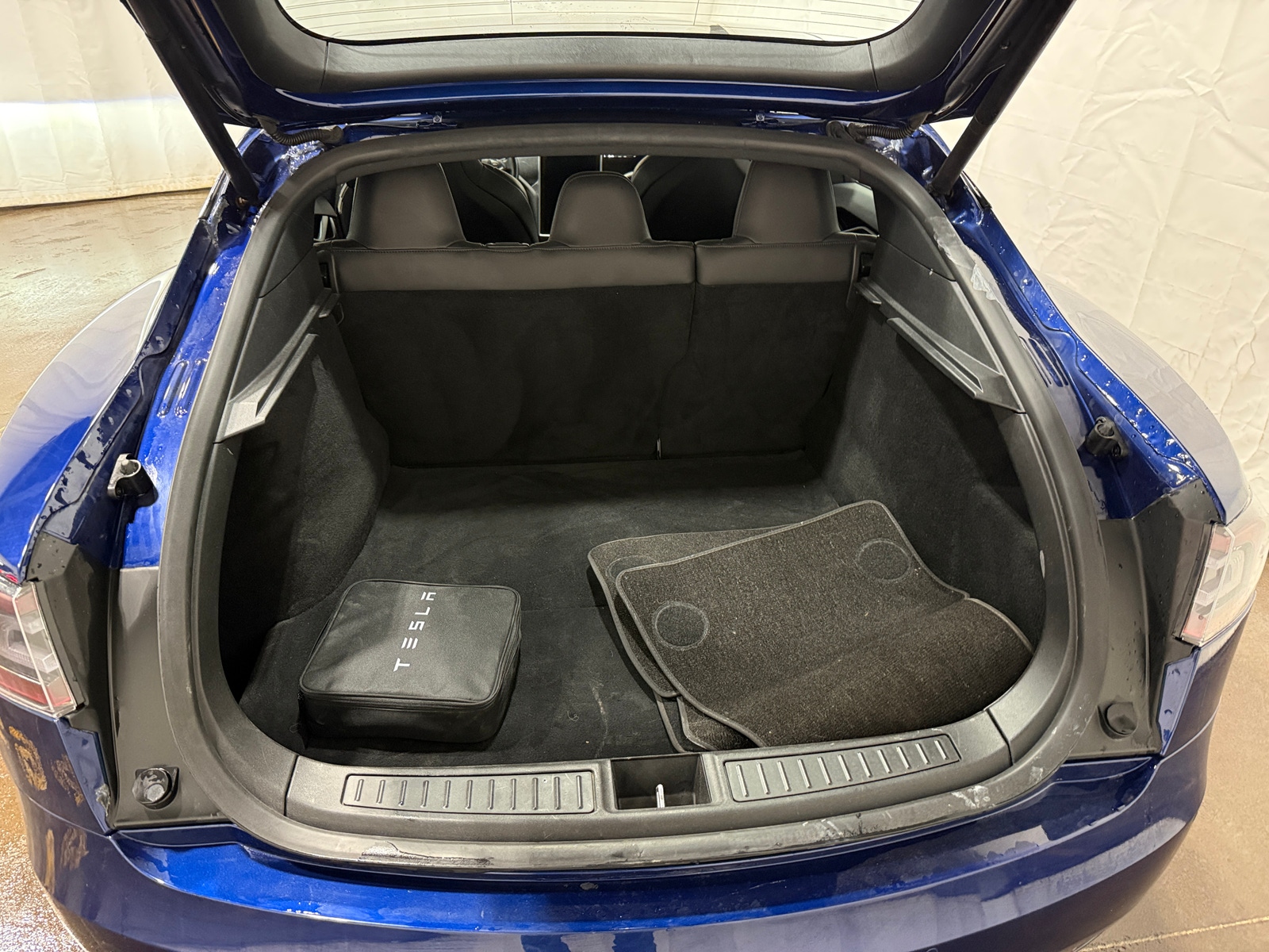 Thumbnail: 2018 Tesla Model S - 6