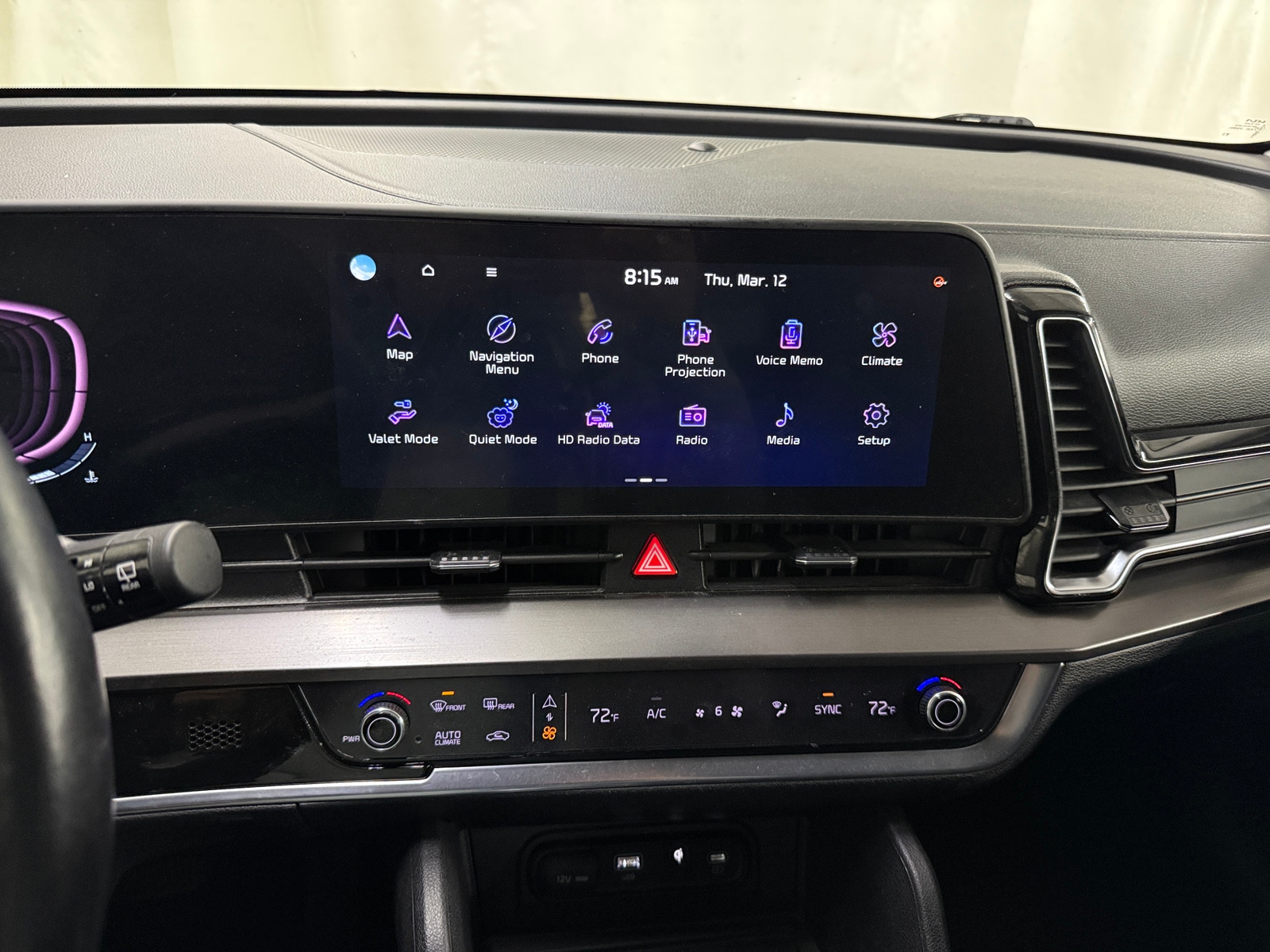 Thumbnail: 2023 Kia Sportage - 3