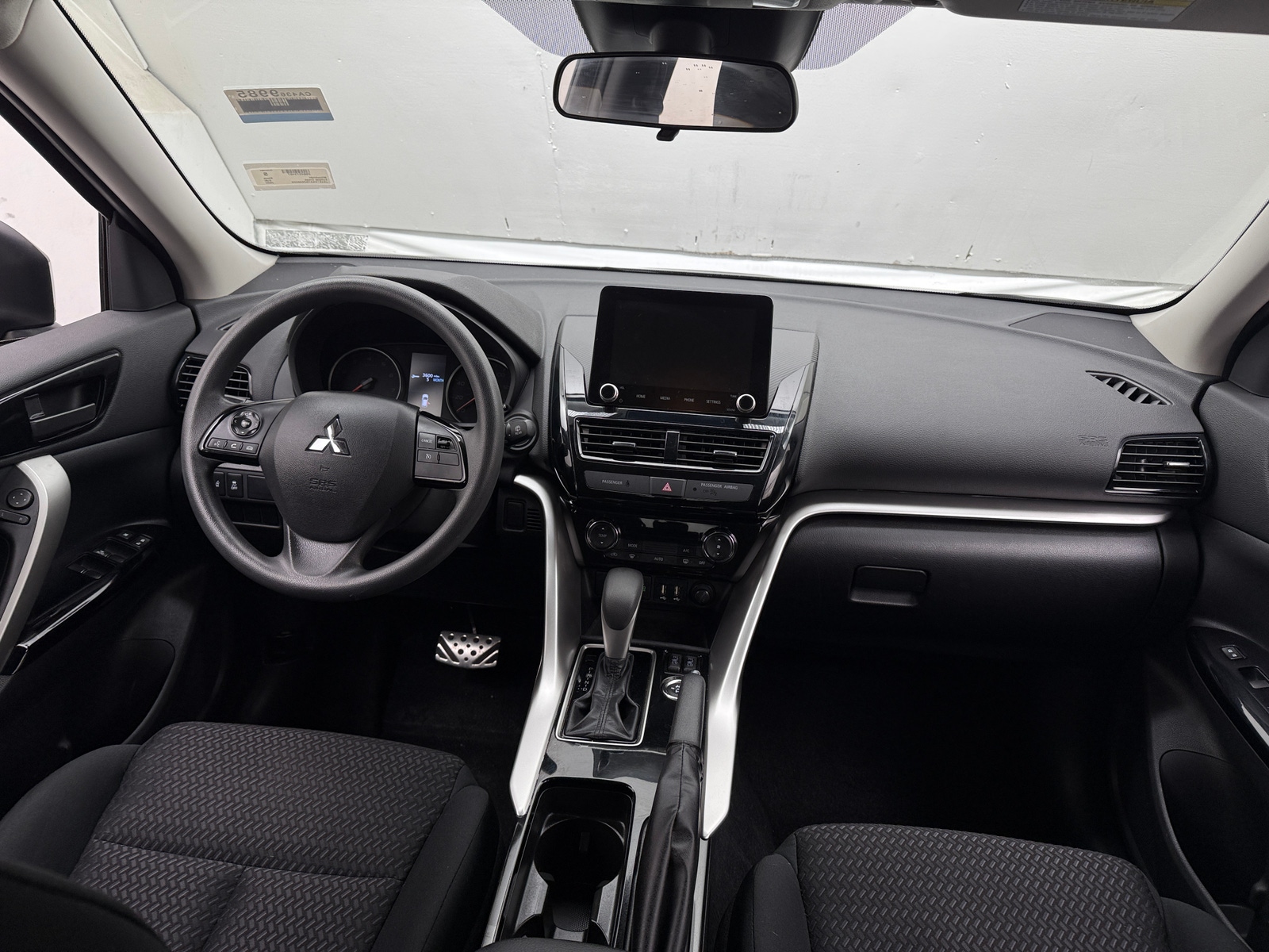 Thumbnail: 2022 Mitsubishi Eclipse Cross - 3