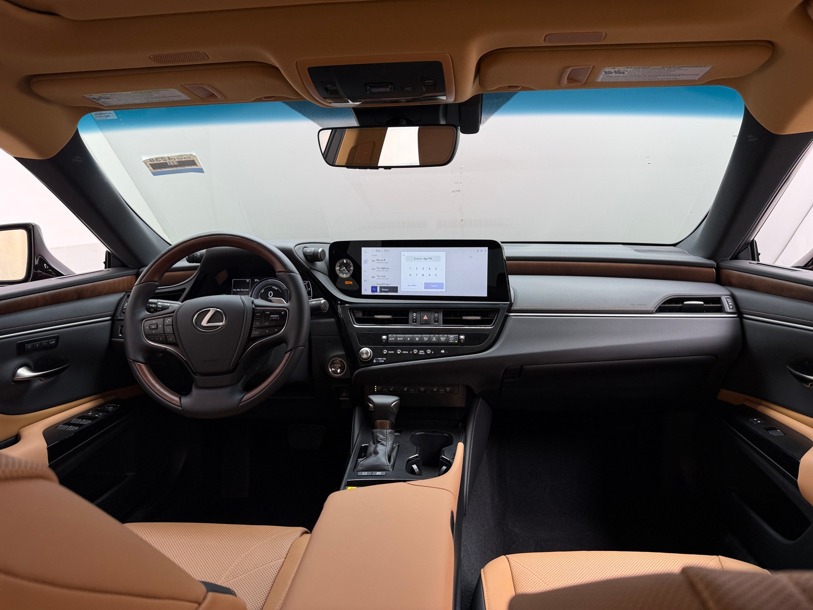 Thumbnail: 2025 Lexus ES - 2