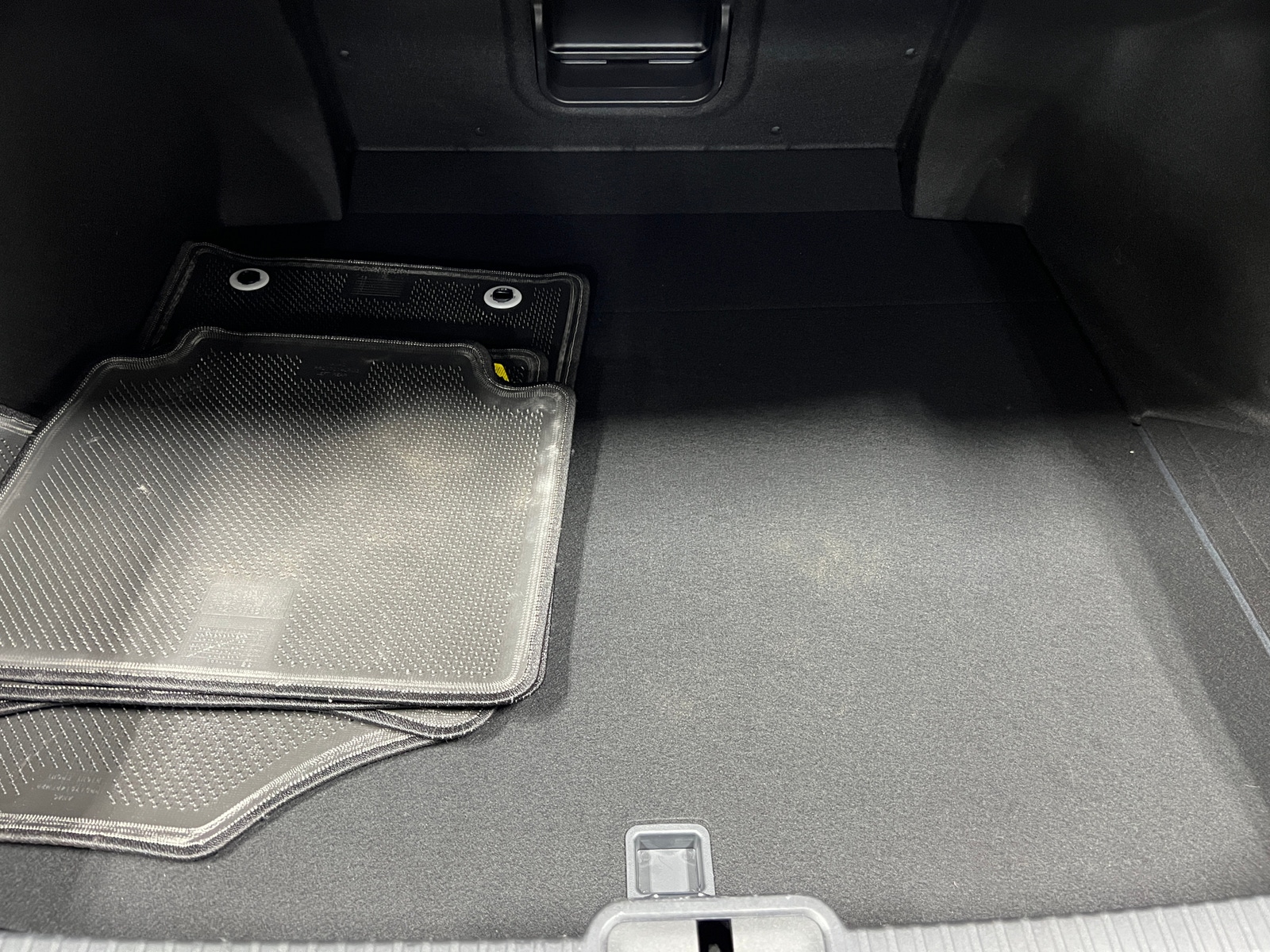 Thumbnail: 2025 Lexus ES - 6