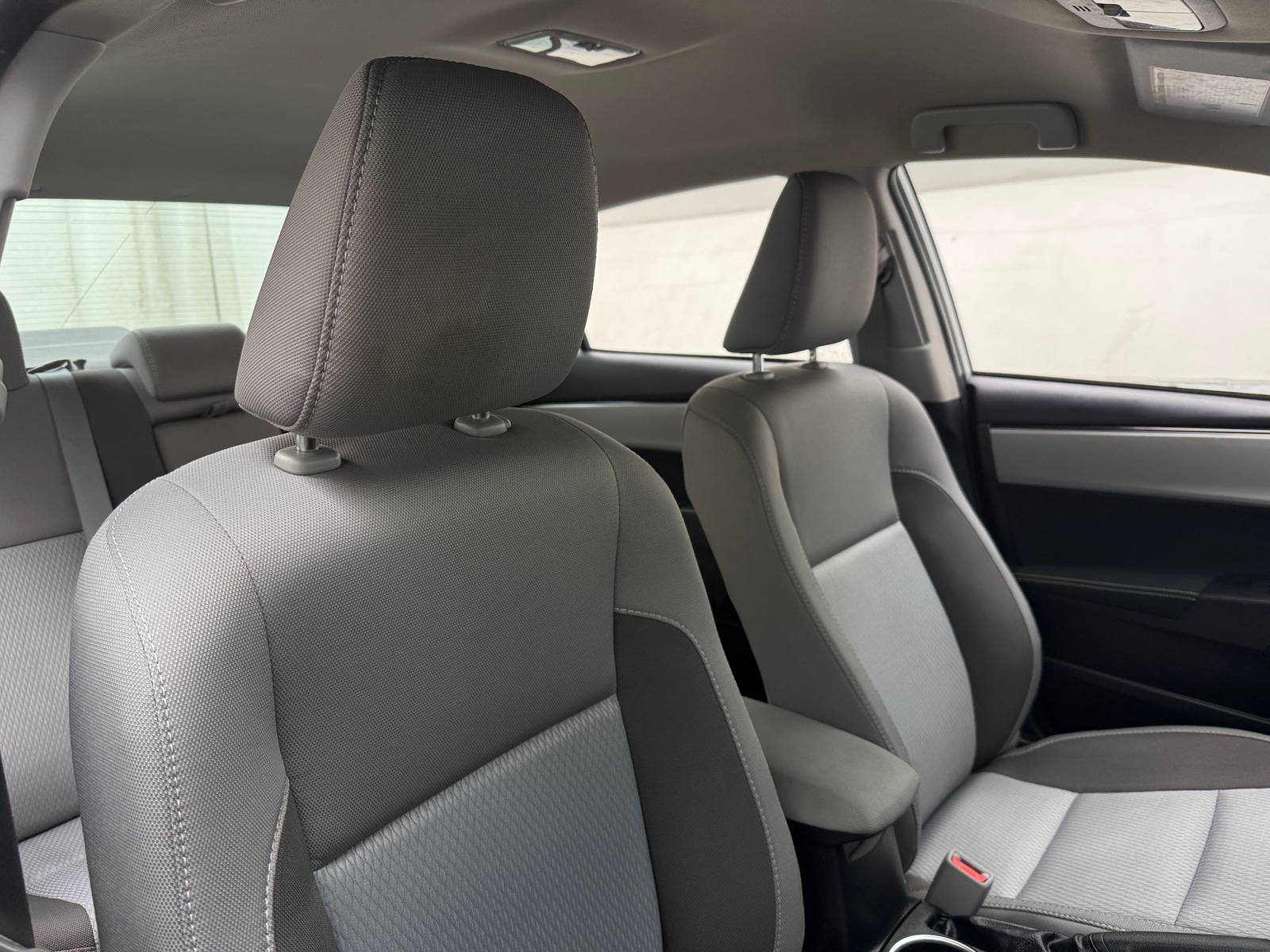 Thumbnail: 2017 Toyota Corolla - 2