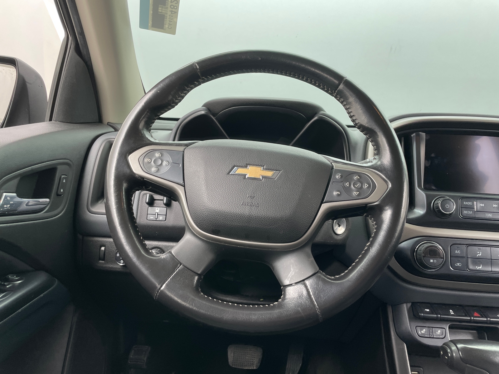 Thumbnail: 2017 Chevrolet Colorado - 4