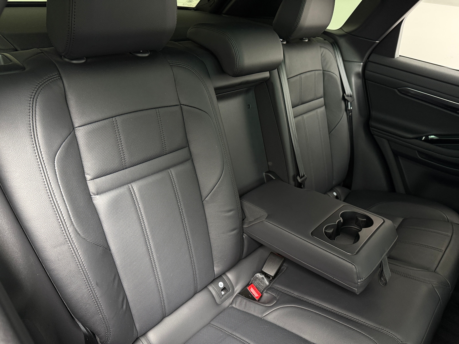 Thumbnail: 2022 Land Rover Range Rover Evoque - 5