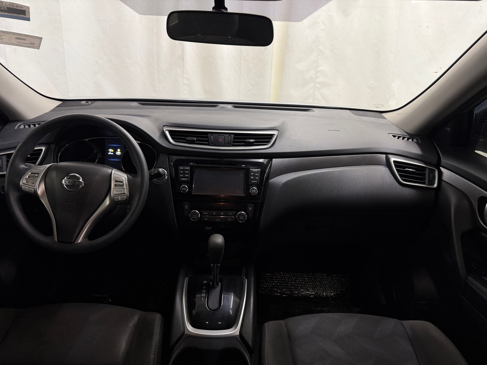 Thumbnail: 2015 Nissan Rogue - 3