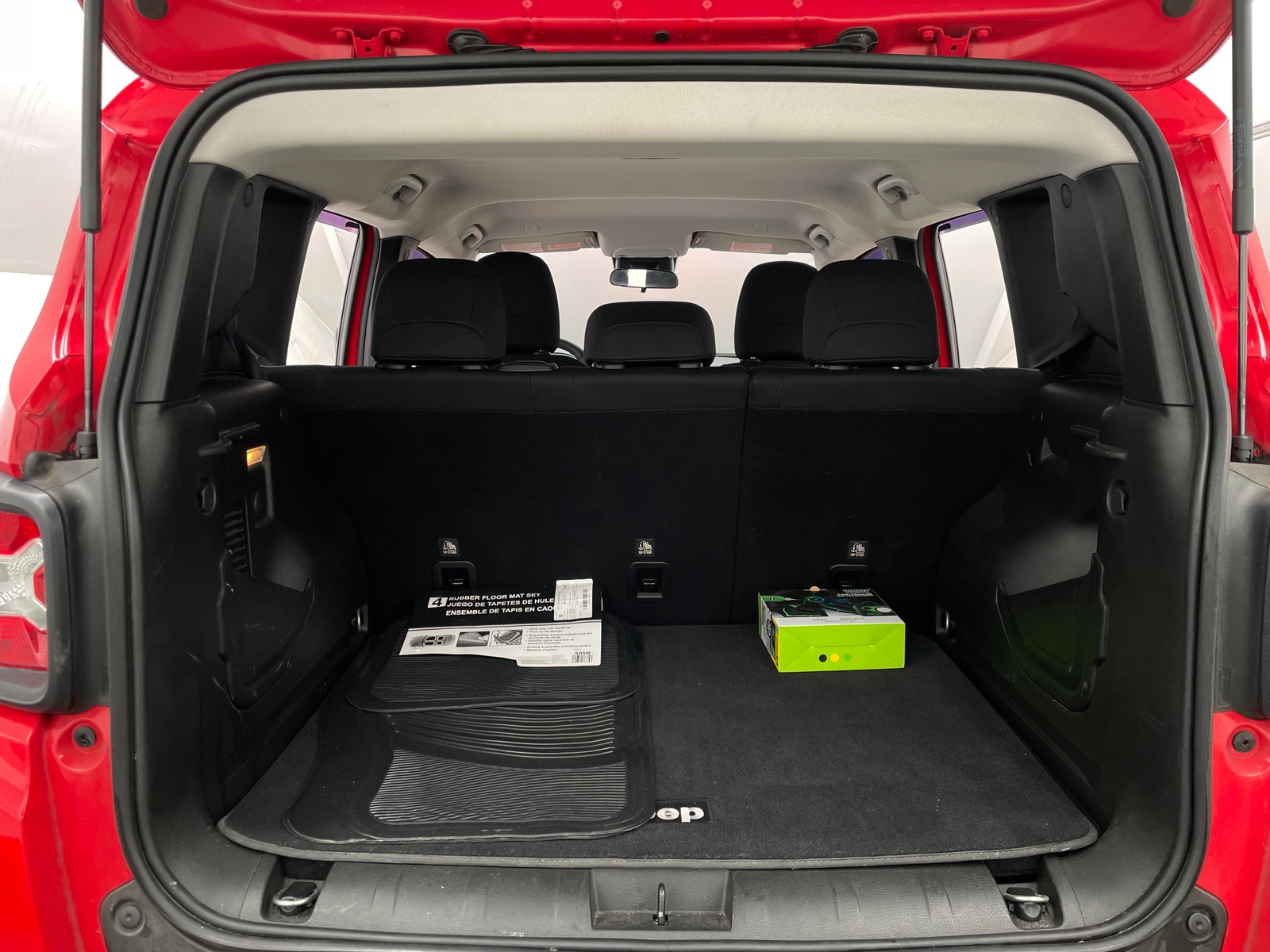 Thumbnail: 2021 Jeep Renegade - 7