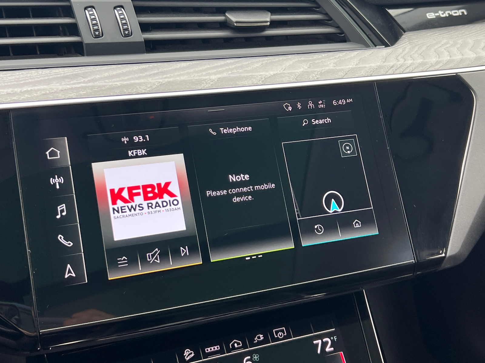 Thumbnail: 2022 Audi e-tron - 3