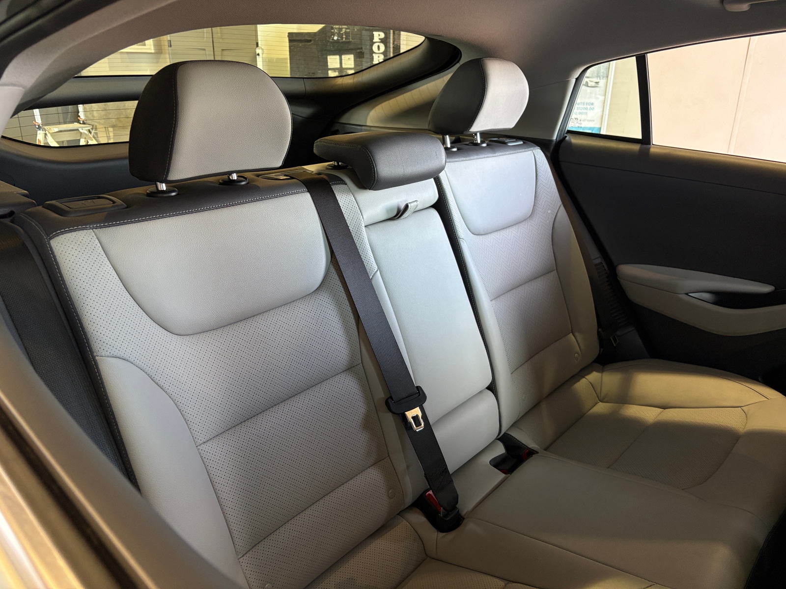 Thumbnail: 2022 Hyundai Ioniq - 5