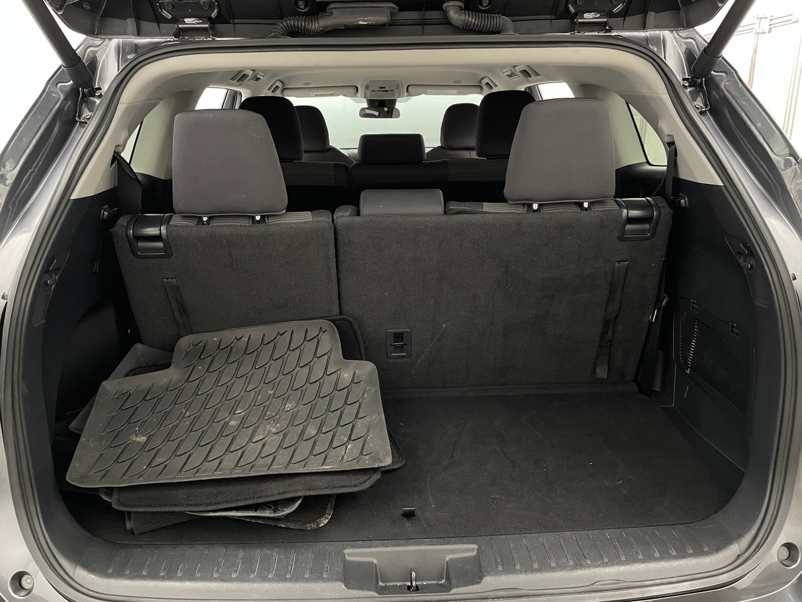 Thumbnail: 2025 Toyota Highlander - 7